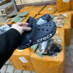 Crocs footwear pallet - Image 3