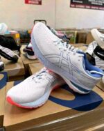 ASICS Novablast 2 Platinum US 9 sport shoes pallet - Image 5