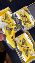 Authentic jordan shoes pallets for sale - Image 12