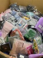 AMAZON CLOTHING TRUCKLOAD - Image 5