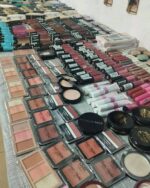 Cosmetics and makeup pallet - Image 3