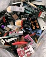 Cosmetics and makeup pallet - Image 7