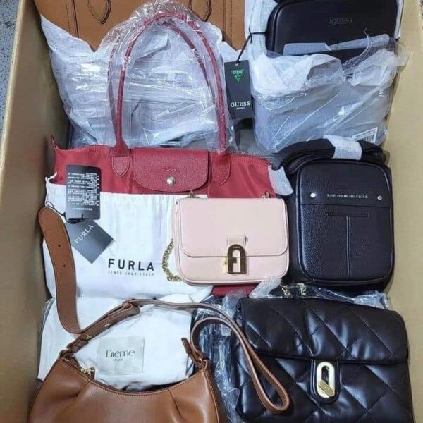 Handbag Liquidation Wholesale Pallets