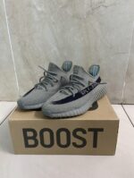 Wholesale Yeezy sneakers pallets for sale - Image 7