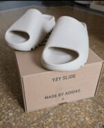 Wholesale Yeezy Slides Pallets - Image 11