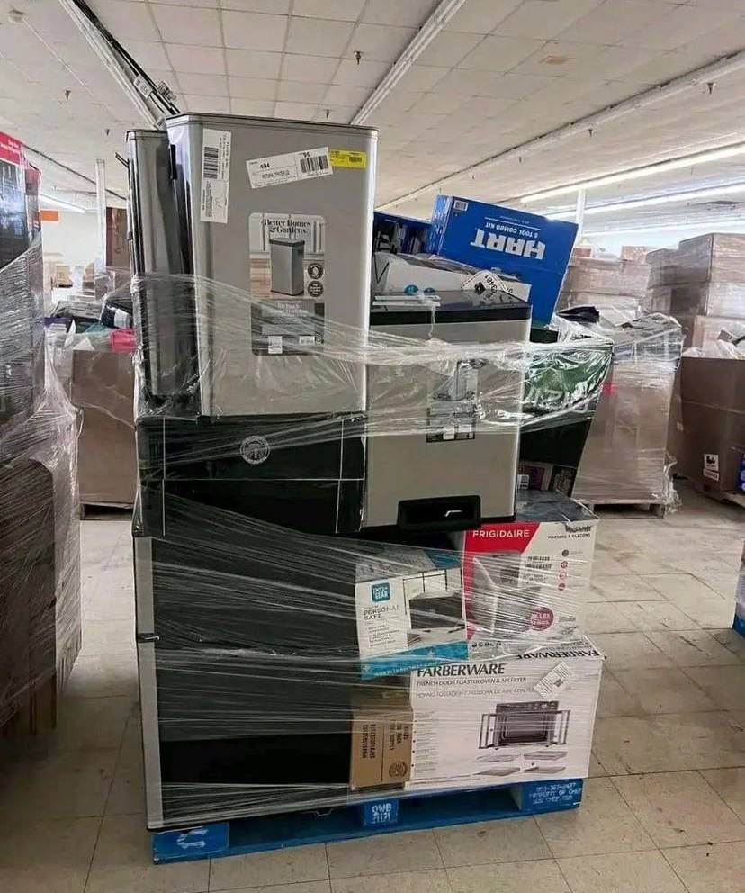 Kitchen-Electronics-and-Appliances.jpg Kitchen Electronics and Appliances pallets for sale - Image 1