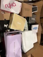 buy 24 Pallets Salvage Truckload of Shoes - Image 6