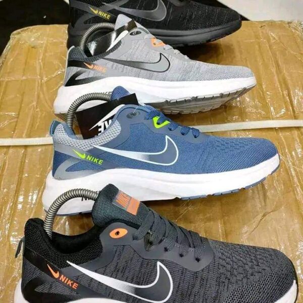 Nike Sport Sneakers Pallets