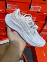 Sports Shoes Pallets for sale - Image 9