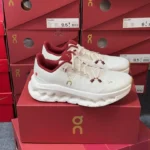 Wholesale On Cloud Sneakers Liquidation Pallets - Image 10